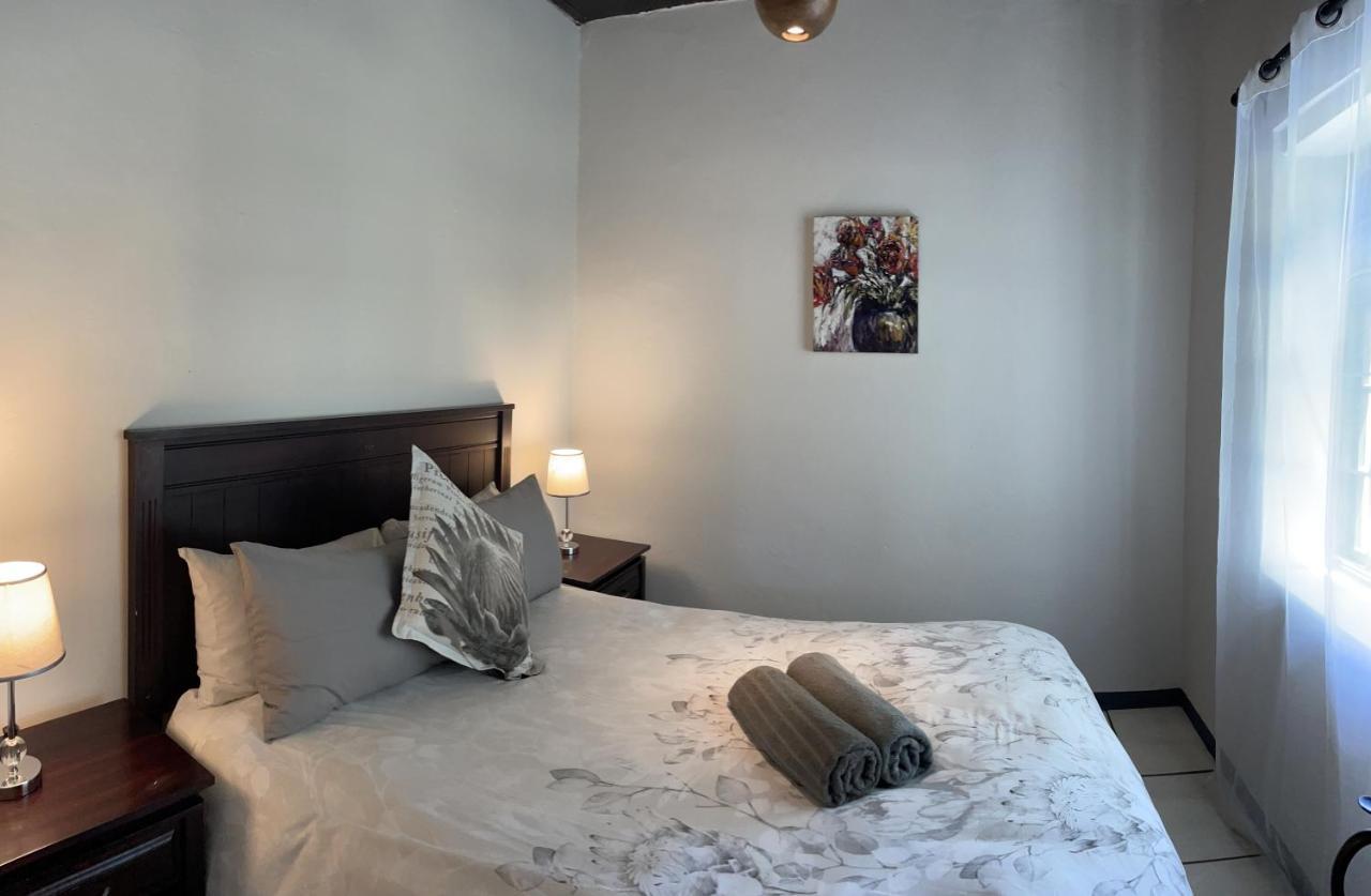 Kleine Vrede Farm Cottage Hermanus Luaran gambar